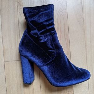 Velvet Heel Booties - size 6 (Steve Madden)